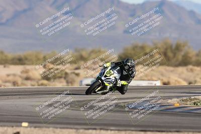 media/Dec-07-2025-CVMA (Sun) [[3e7d2de5dc]]/Race 15-Amateur Formula Open/